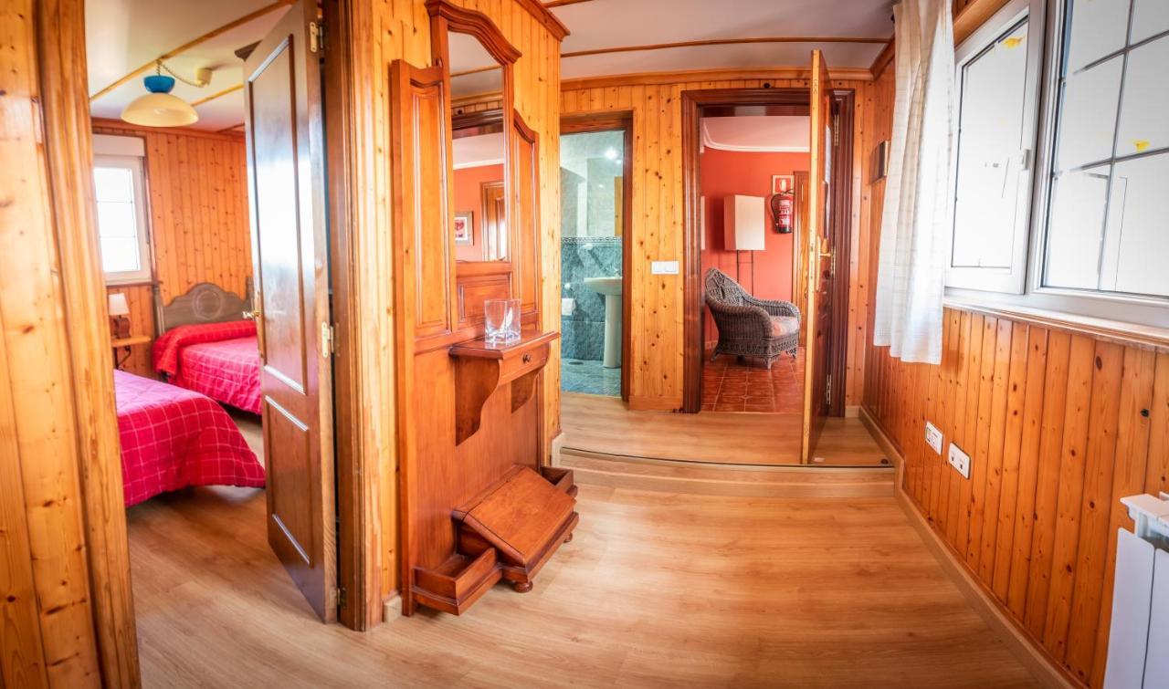 Apartamentos กูดีเยโร ภายนอก รูปภาพ