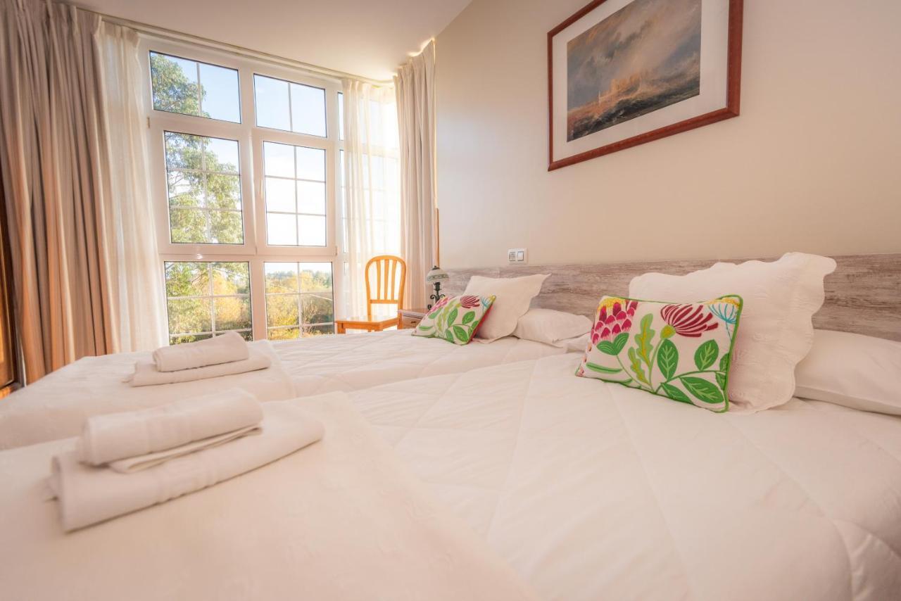 Apartamentos กูดีเยโร ภายนอก รูปภาพ